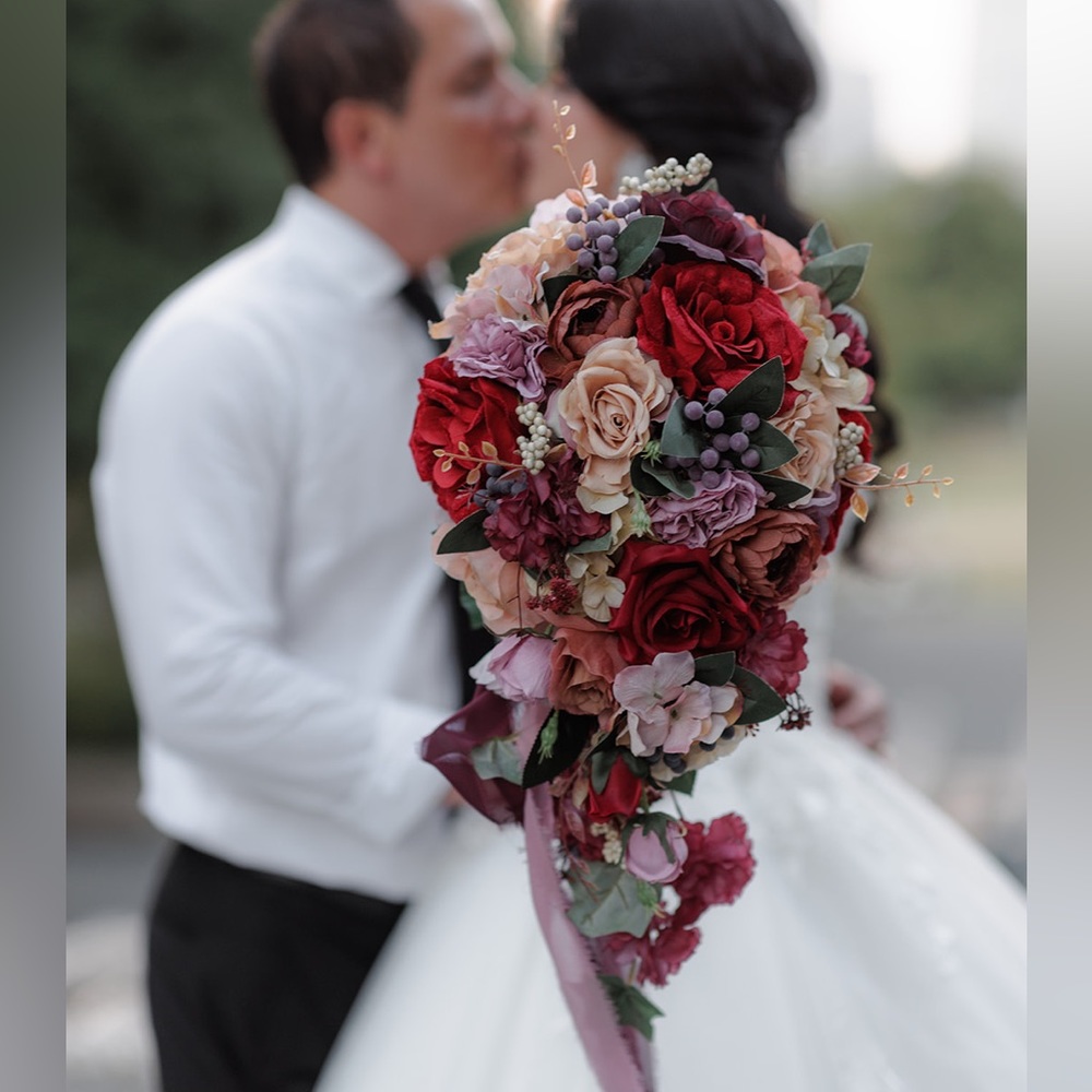 Tear drop wedding bouquet- Silk flowers